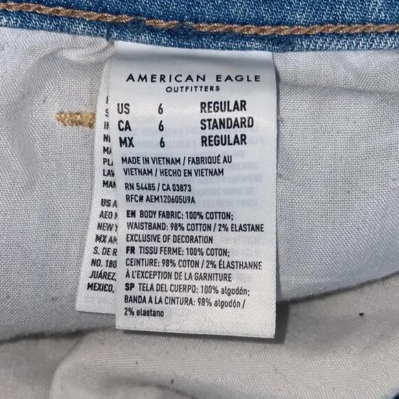 American Eagle Women’s Size 6 Highest Rise Mom Jeans Comfort Stretch Waistband - Picture 7 of 8
